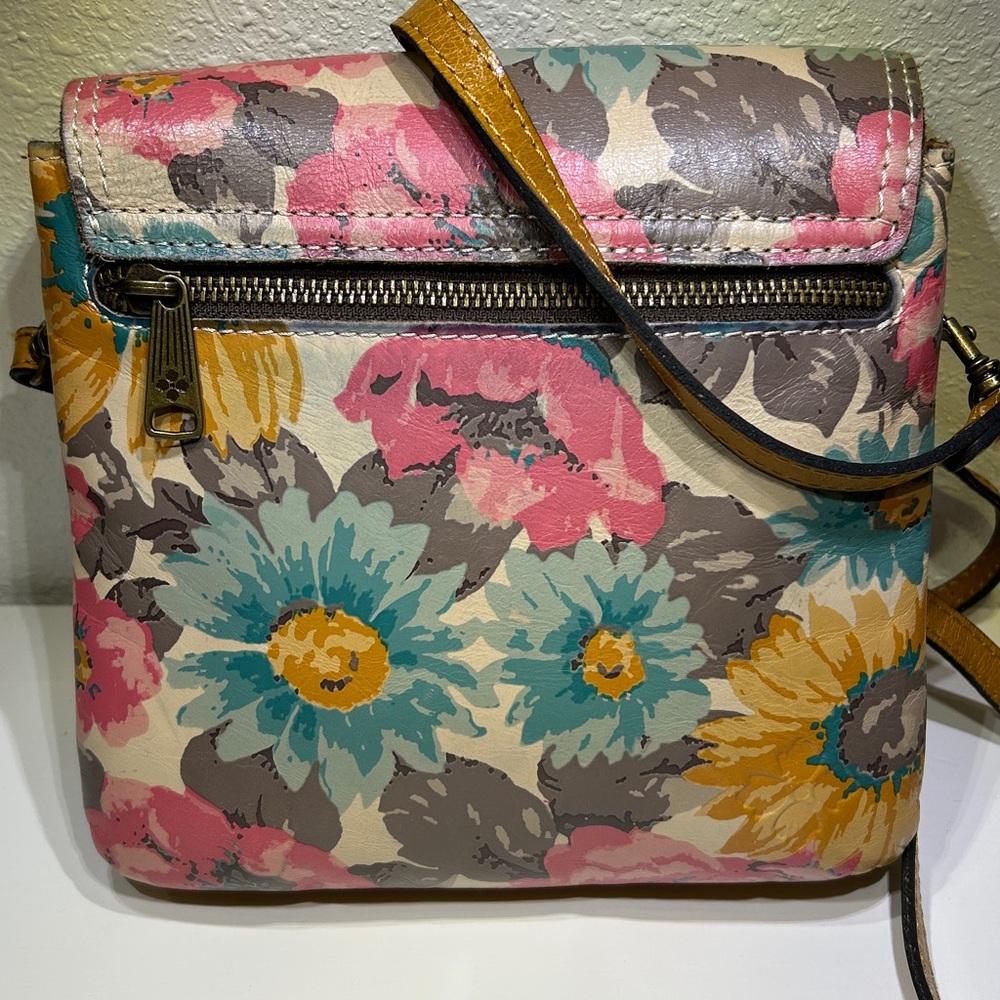 Patricia Nash First Bloom Leather Balluri Flap Crossbody bag - Picture 5 of 16